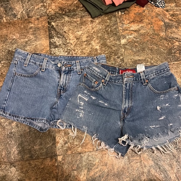 Vintage Levis - Picture 2 of 2